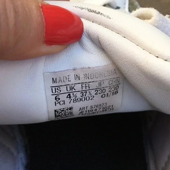 Adidas superstar shoes​​​​​​ - Picture 6 of 8